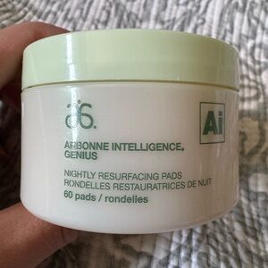 Arbonne Intelligence Genius resurfacing pads